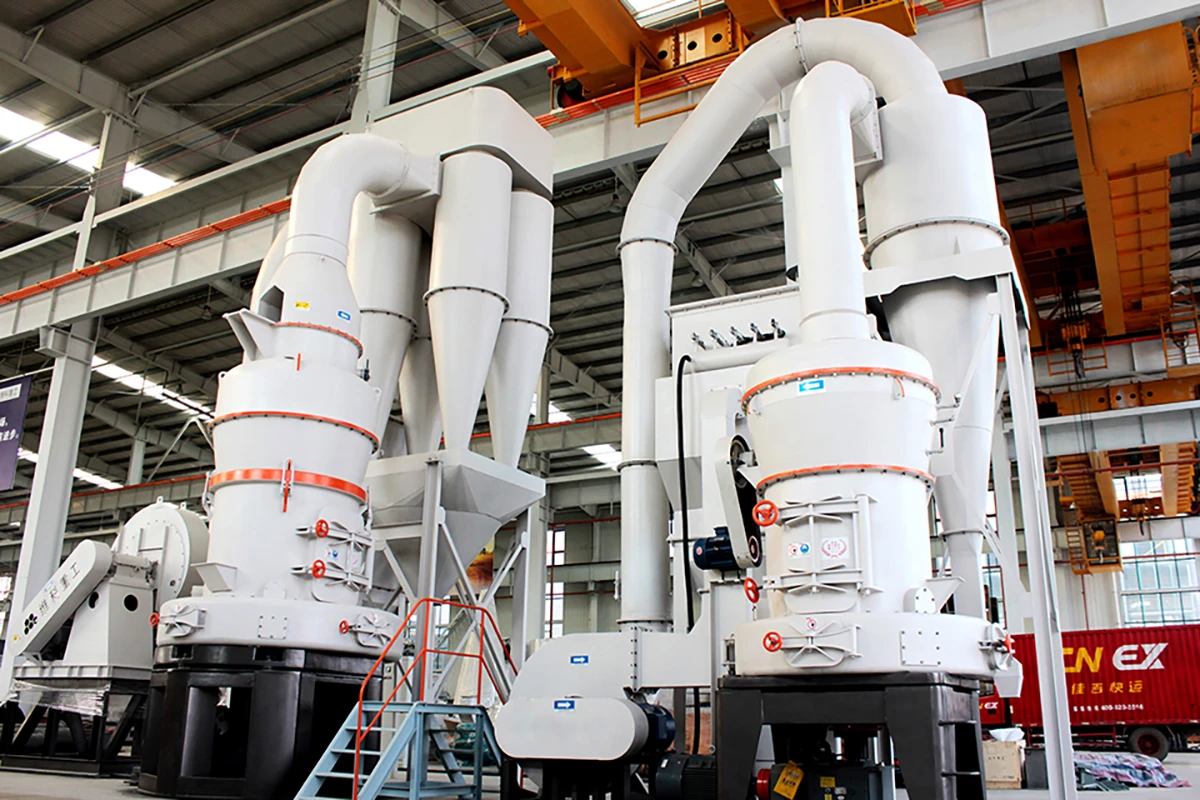 厂区磨机样机.jpg 厂区磨机样机.jpg